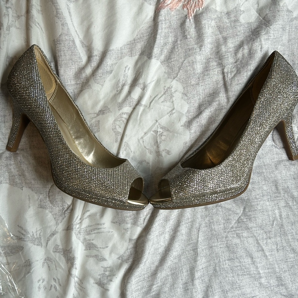 Bandolino Heels